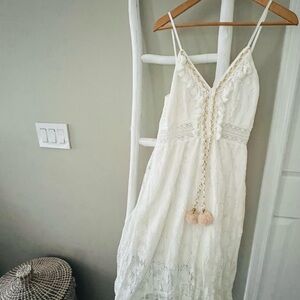 Elegant White Lace Dress